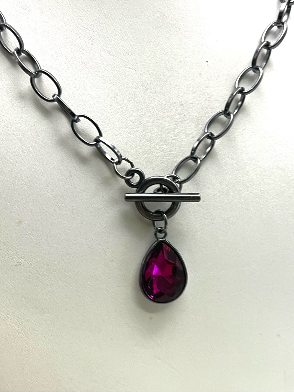 Women’s Black Chain Necklace with Magenta Teardrop Pendant